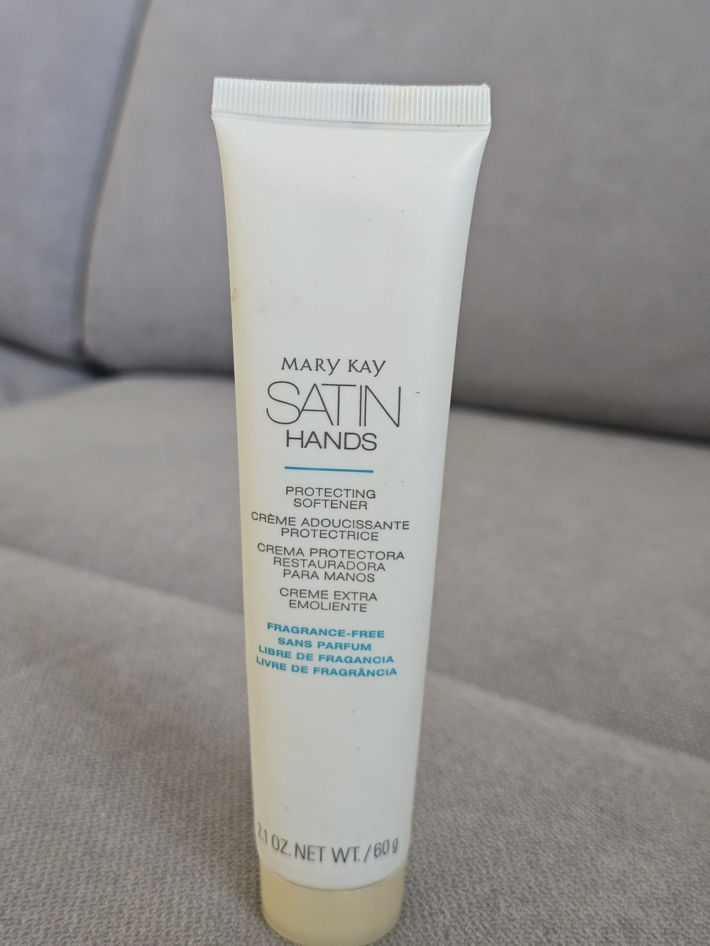 Mary Kay Fragrance-Free Satin Hands Protecting Softener